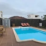 Willa Denise Yaiza (Lanzarote)